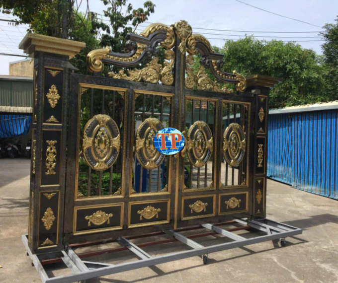 CỬA MỸ NGHỆ